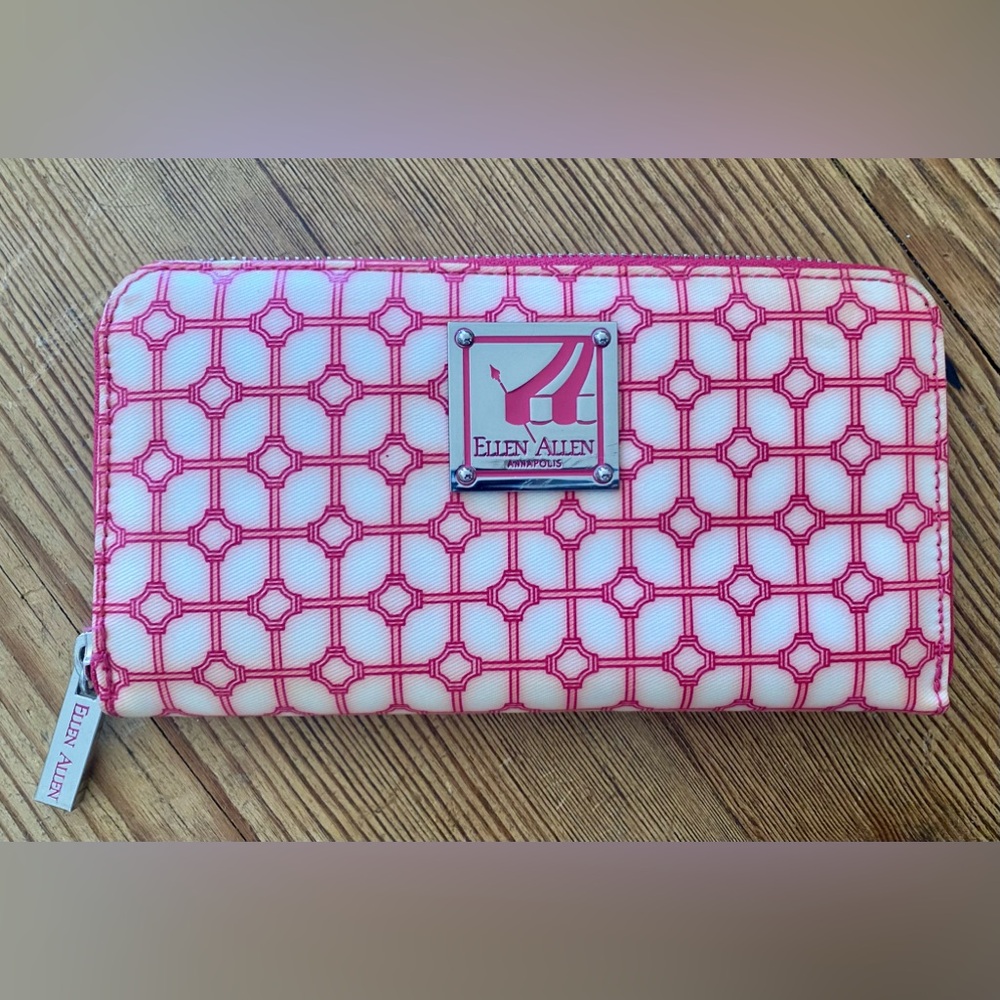 Ellen Allen Zip Wallet